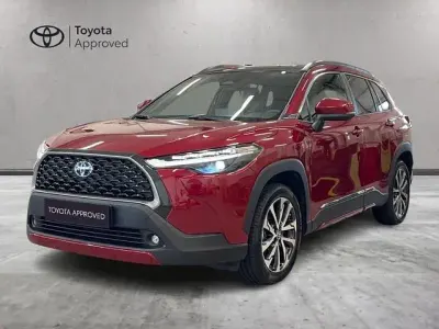 Usata Toyota Corolla Cross Lounge 152 CV (111 kW) 2023 Rosso SUV