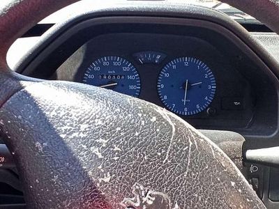 Bianco Usata 1997 Peugeot 106 Utilitaria | 1200 € (Buon prezzo)