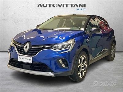 Usata Renault Captur Techno 145 CV (106 kW) 2023 Blu chiaro SUV