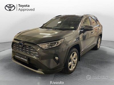 Usata Toyota RAV4 Hybrid Lounge 222 CV (163 kW) 2020 Grigio scuro SUV