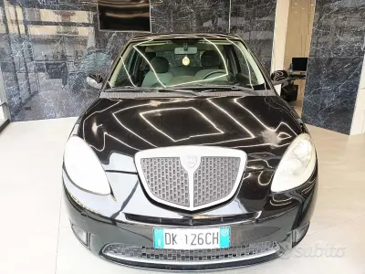 Usata Lancia Ypsilon 60 CV (44 kW) 2007 Nero Utilitaria