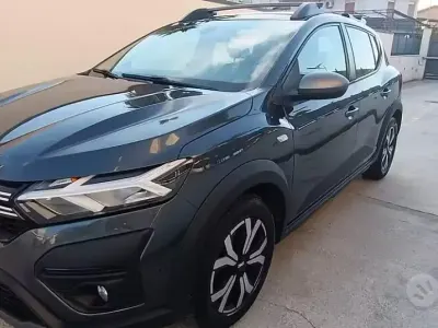 Usata Dacia Sandero Stepway 101 CV (74 kW) 2023 Grigio Berlina