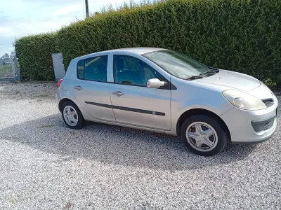 Usata Renault Clio II 58 CV (42 kW) 2008 Grigio Berlina