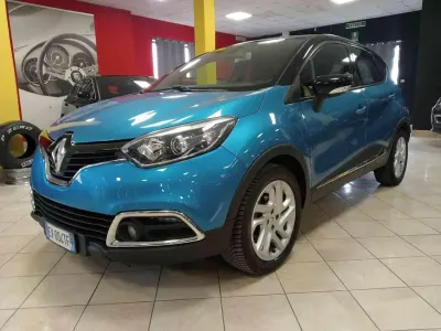 Usata Renault Captur 120 CV (88 kW) 2014 Blu SUV
