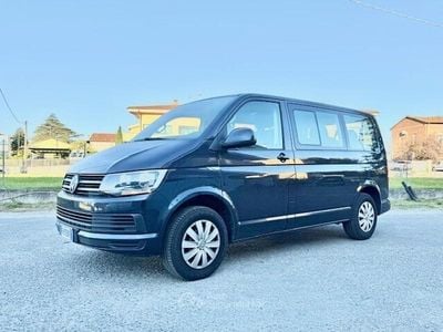 Blu Usata 2017 VW Caravelle Comfortline Monovolume | 29.900 € (Molto cara)