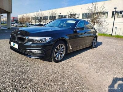 Usata BMW 530e Comfort Edition 184 CV (135 kW) 2017 Nero Berlina