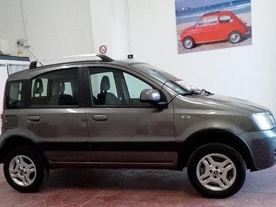 Occasion Fiat Panda 4x4 75 ch (55 kW) 2011 Beige Citadine