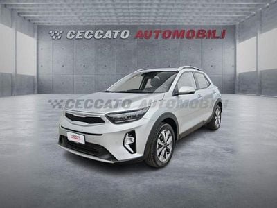 Usata Kia Stonic Style 79 CV (58 kW) 2025 Argento SUV