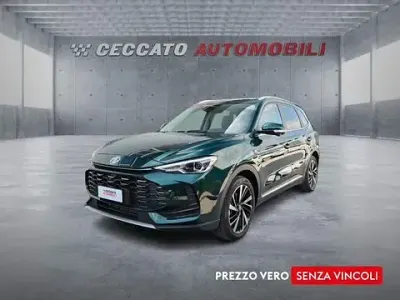 Usata MG ZS Luxury 102 CV (75 kW) 2025 Verde SUV