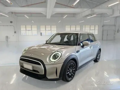 Usata Mini Cooper Classic 136 CV (100 kW) 2023 Grigio Utilitaria