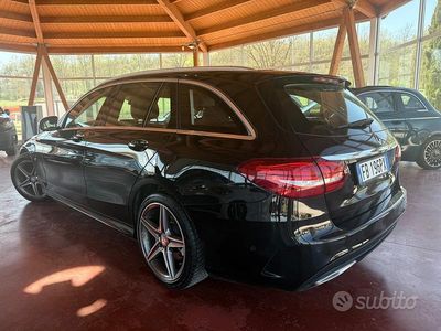 Usata Mercedes C200 116 CV (85 kW) 2016 Nero Station wagon