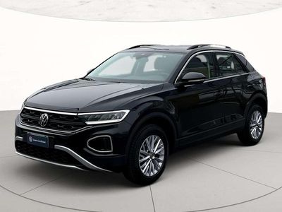 Usata VW T-Roc Life 150 CV (110 kW) 2025 Deep black perlato SUV