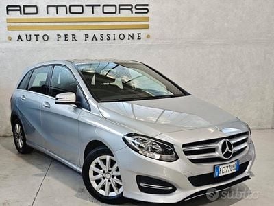 Usata Mercedes B180 109 CV (80 kW) 2016 Grigio Monovolume