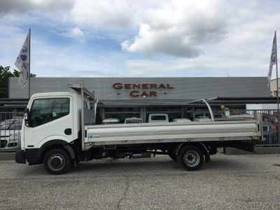 usata Nissan Cabstar NT400 35.12 CASSONE-MOTORE REVISIONATO