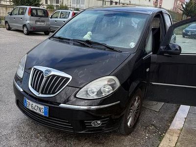 Usata Lancia Musa Gold 95 CV (69 kW) 2012 Nero Monovolume