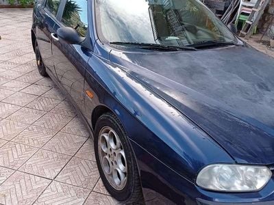 Usata Alfa Romeo 156 Progression 110 CV (80 kW) 2001 Blu/azzurro Berlina
