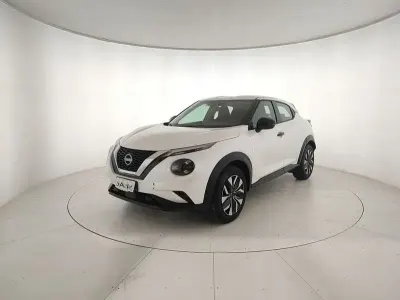 Używany Nissan Juke Tekna 114 KM (83 kW) 2025 Biały SUV