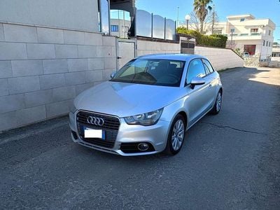 Usata Audi A1 Ambition 105 CV (77 kW) 2010 Argento Utilitaria