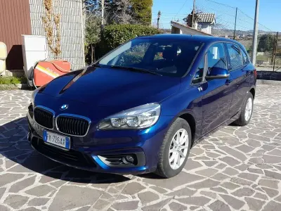 Usata BMW 216 Active Tourer 116 CV (85 kW) 2017 Blu/azzurro Monovolume