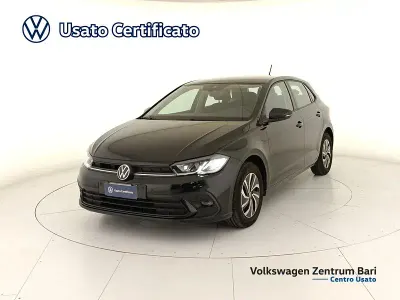 Usata VW Polo Life 95 CV (69 kW) 2023 Nero Utilitaria