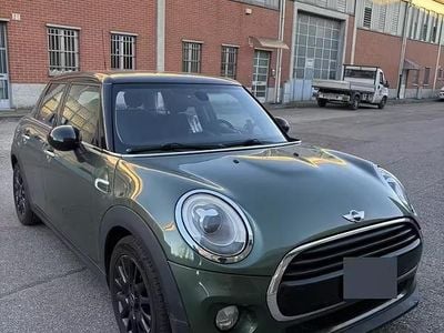 Occasion Mini Cooper D Business 116 ch (85 kW) 2016 Vert Citadine