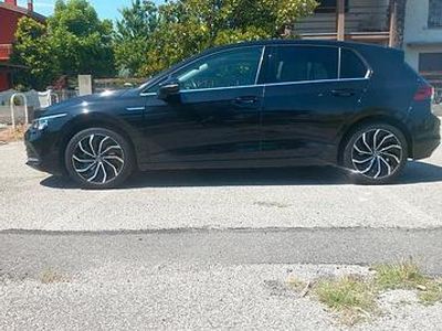Occasion VW Golf VIII Style 131 ch (96 kW) 2021 Noir Berline