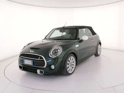 Usata Mini Cooper SD Cabriolet 170 CV (125 kW) 2017 Verde Cabrio