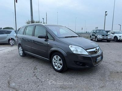 Usata Opel Zafira Cosmo 94 CV (69 kW) 2008 Monovolume