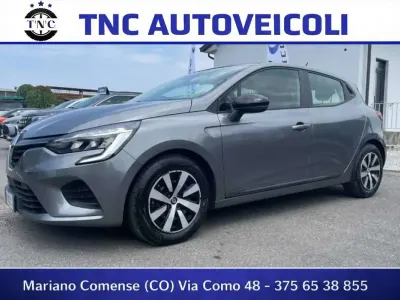 Usata Renault Clio V Evolution 91 CV (66 kW) 2023 Argento Berlina