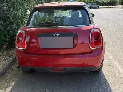Usata Mini ONE 75 CV (55 kW) 2015 Rosso Utilitaria