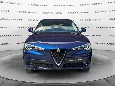 Usata Alfa Romeo Stelvio Super 180 CV (132 kW) 2017 Blu SUV
