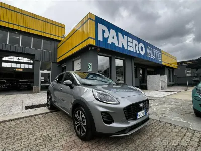 Usata Ford Puma Titanium 125 CV (91 kW) 2024 Gray SUV