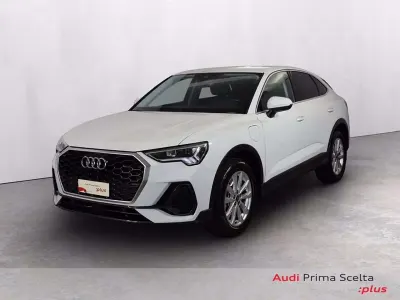 Usata Audi Q3 Sportback 245 CV (180 kW) 2022 Bianco ghiacciaio metallizzato SUV