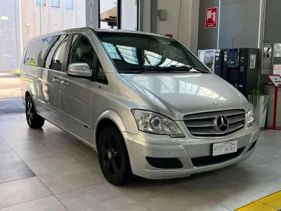 Usata Mercedes Viano 163 CV (119 kW) 2011 Argento Monovolume