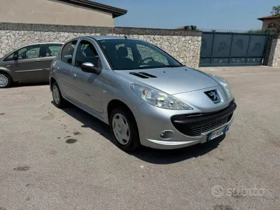 Usata Peugeot 206 60 CV (44 kW) 2009 Grigio Berlina