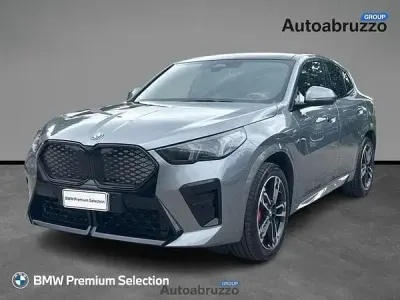 Gebraucht BMW iX2 M Sport 150 kW (204 PS) 2025 Grau SUV