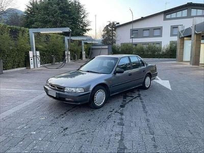 Usata Honda Accord 135 CV (99 kW) 1991 Grigio Berlina