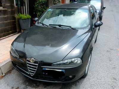 Usata Alfa Romeo 147 120 CV (88 kW) 2006 Nero Utilitaria