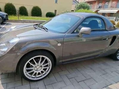 Usata Toyota MR2 140 CV (102 kW) 2004 Grigio Cabrio