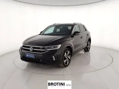 Usata VW T-Roc R-line 150 CV (110 kW) 2023 Nero metallizzato SUV