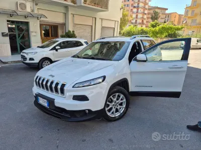 Usata Jeep Cherokee 185 CV (136 kW) 2016 Bianco SUV