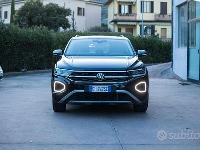 Usata VW T-Roc Style 110 CV (80 kW) 2022 Nero SUV