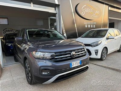 Usata VW T-Cross Style 95 CV (69 kW) 2022 Grigio SUV