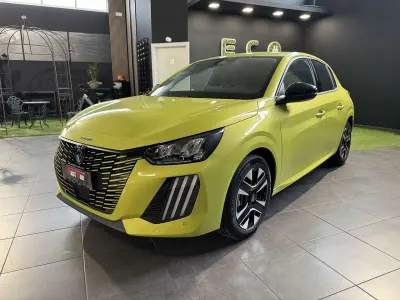 Nuova Peugeot 208 Allure 110 CV (80 kW) 2026 Giallo Utilitaria