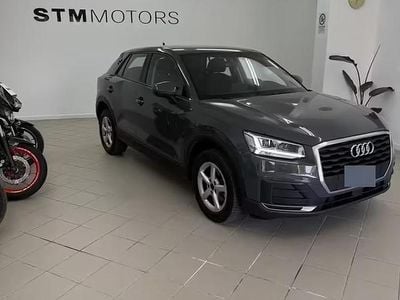 Begagnad Audi Q2 Business 116 HK (85 kW) 2020 Grå SUV