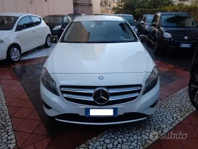 Usata Mercedes A180 109 CV (80 kW) 2015 Bianco Berlina