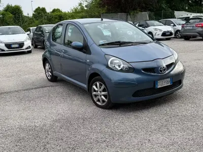 Brugt Toyota Aygo 68 HK (50 kW) 2008 Blå Hatchback