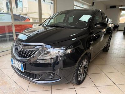Usata Lancia Ypsilon Silver 69 CV (50 kW) 2023 Nero Utilitaria