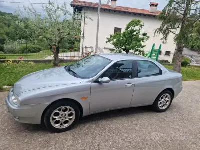 Usata Alfa Romeo 156 140 CV (102 kW) 2003 Grigio Berlina