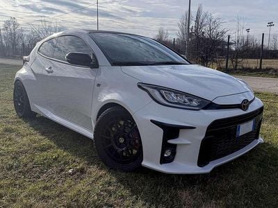 Usata Toyota Yaris 261 CV (191 kW) 2021 Bianco Utilitaria